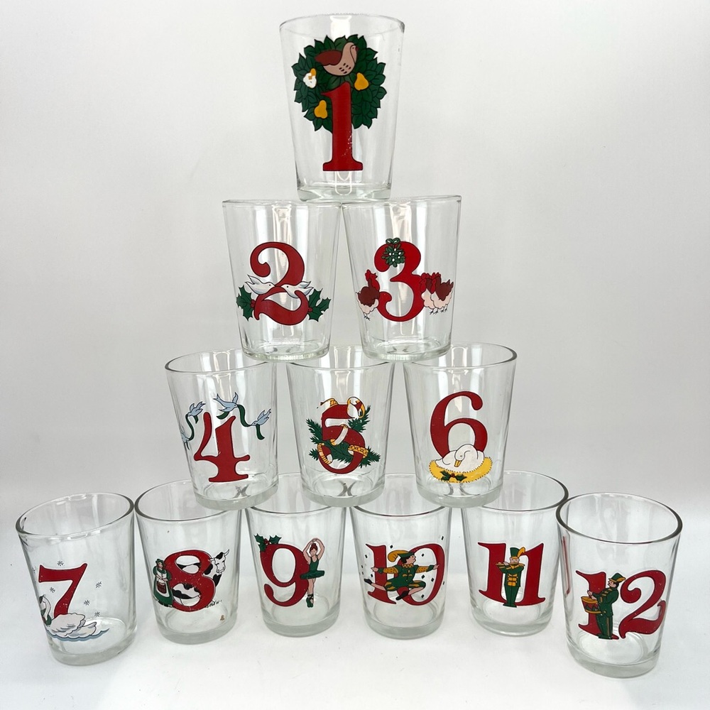 Vintage 12 Days Of Christmas 5 Oz Juice Drinking Glasses Set Of 12 Holiday Retro